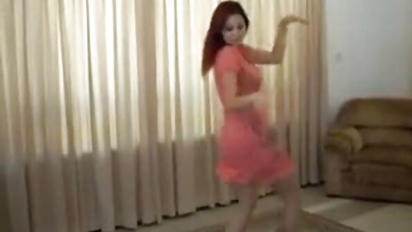 Ophidset par elsker sensuelt anal i den friske luft