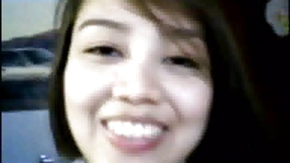 Pornovideo, hvor lækker russisk brunette dyrker analsex